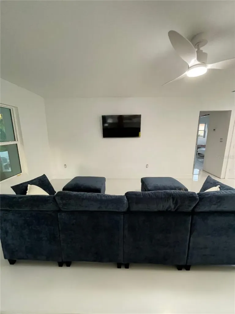 16102 1st Street E Redington Beach FL 33708
