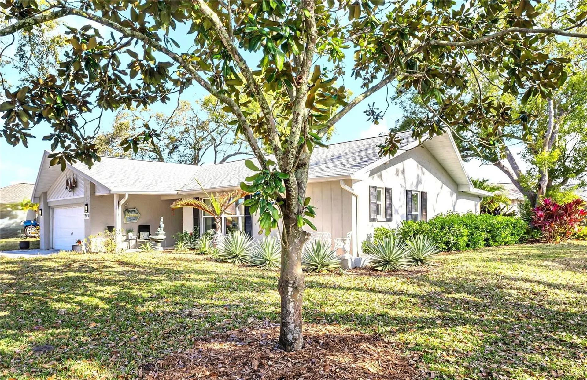 1303 Glengarry Drive Palm Harbor FL 34684