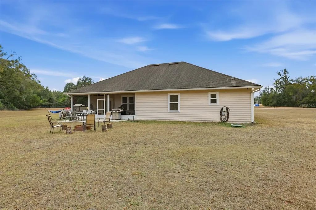 24934 NW 170th Road High Springs FL 32643