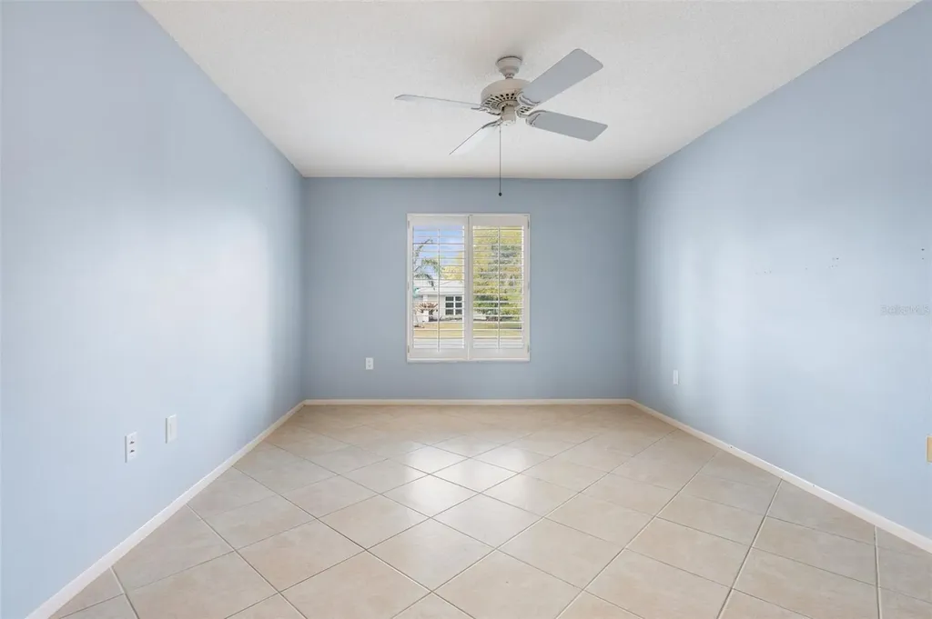 8219 Timber Lake Lane Sarasota FL 34243