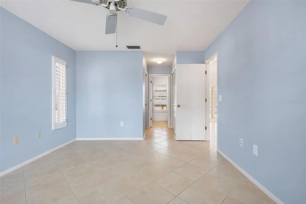8219 Timber Lake Lane Sarasota FL 34243