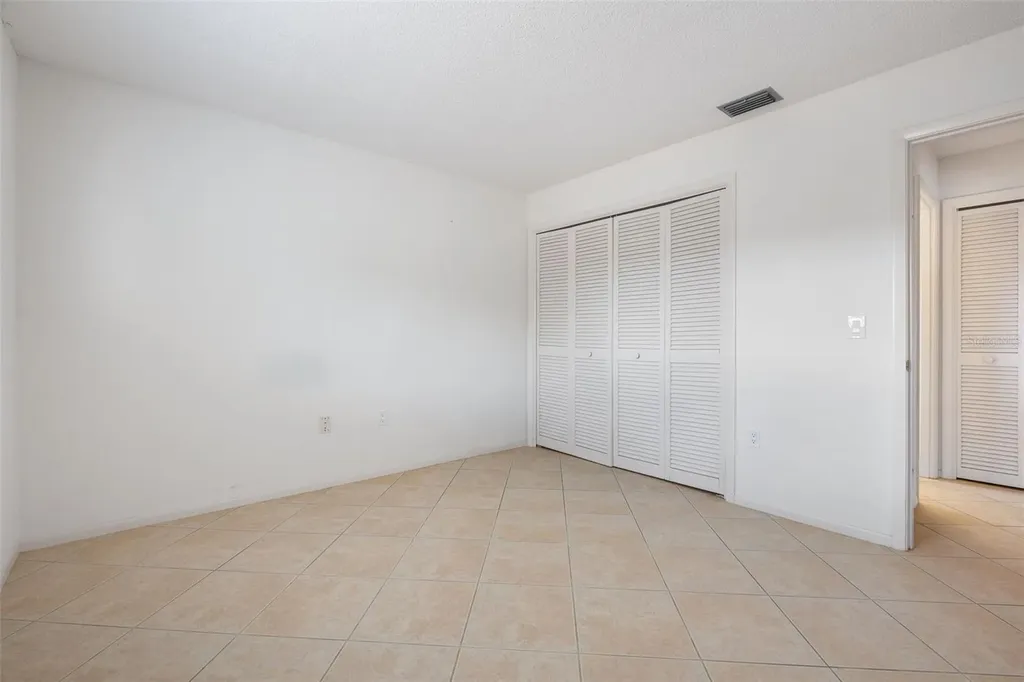 8219 Timber Lake Lane Sarasota FL 34243