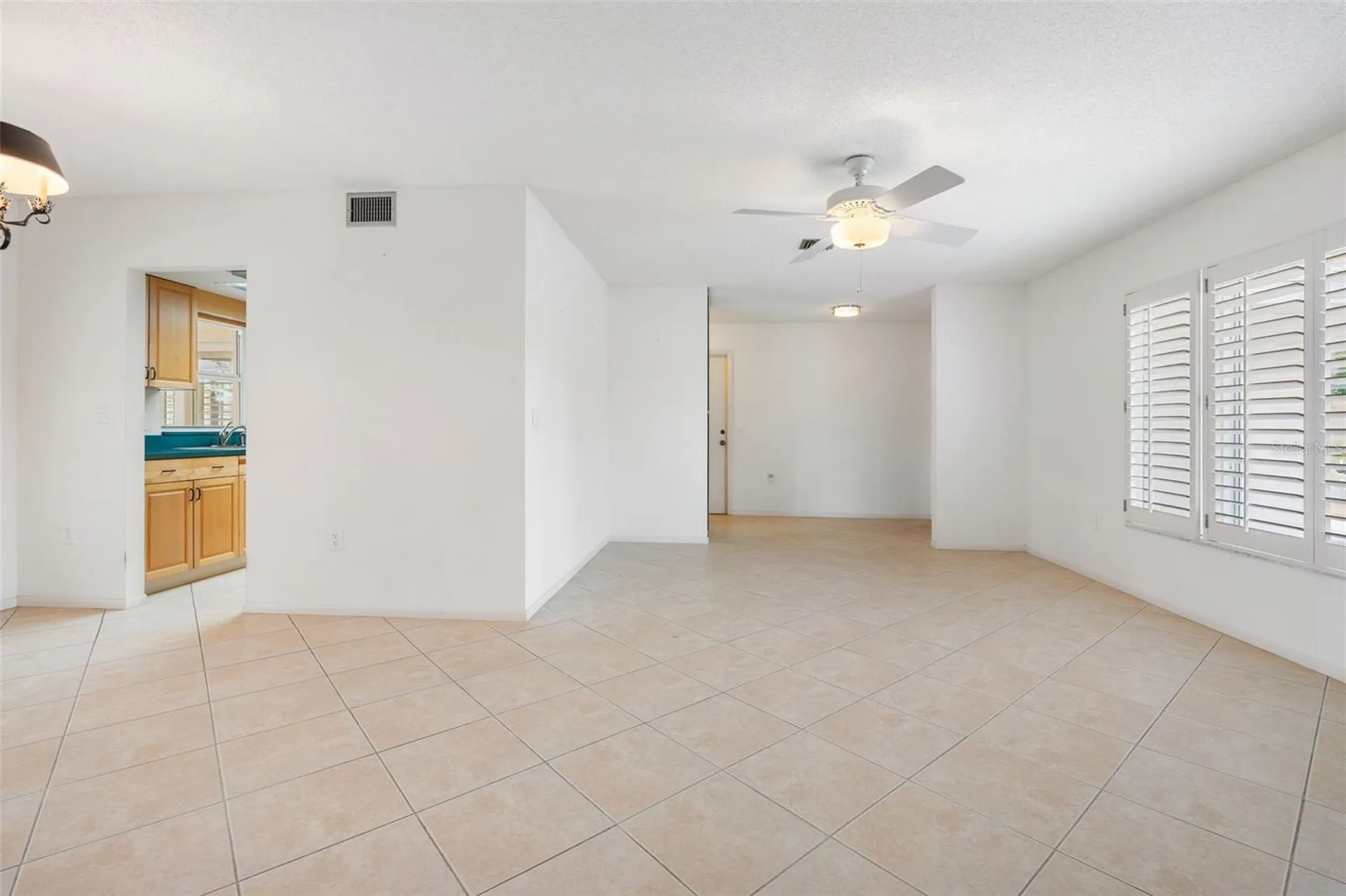 8219 Timber Lake Lane Sarasota FL 34243