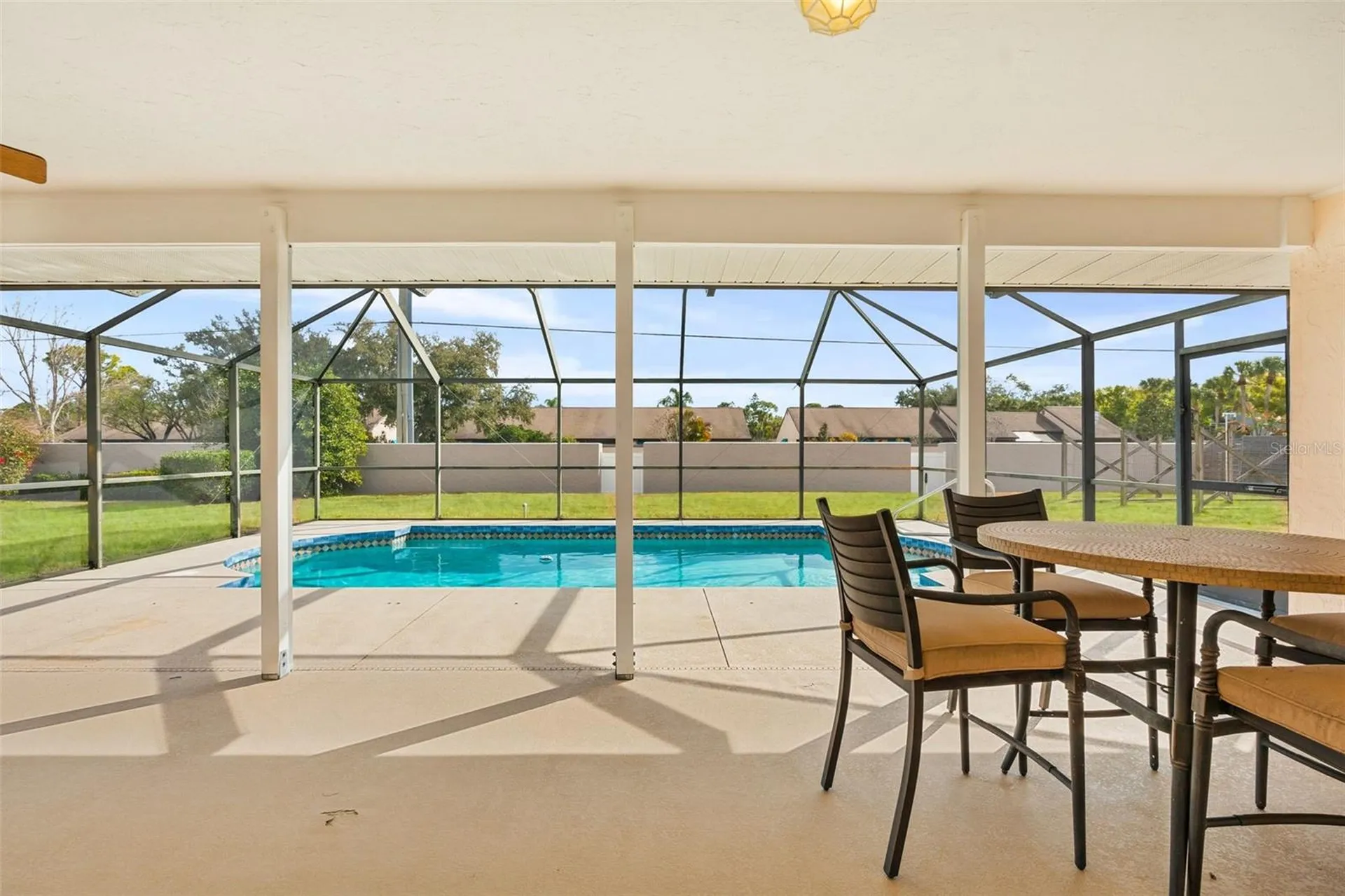 8219 Timber Lake Lane Sarasota FL 34243