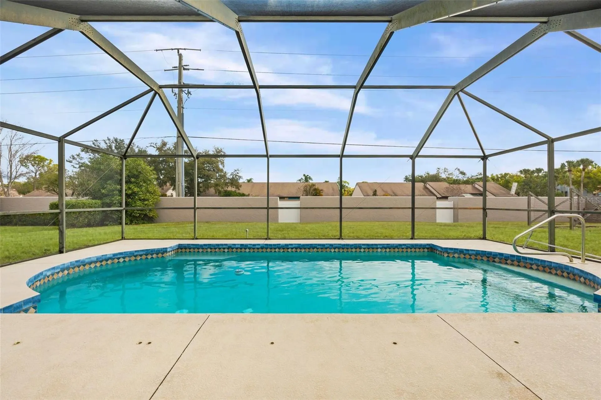 8219 Timber Lake Lane Sarasota FL 34243