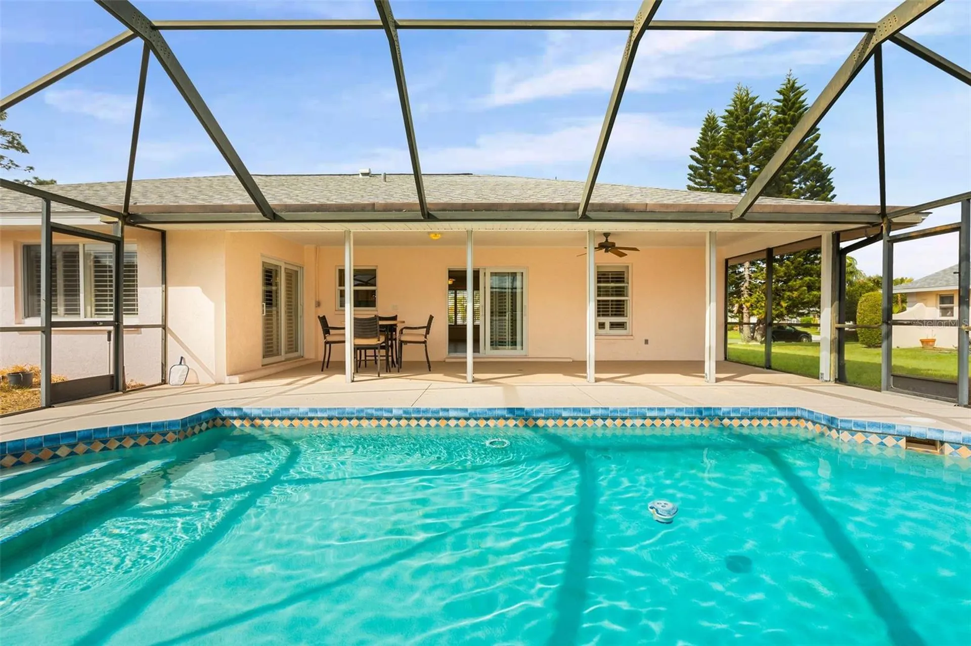 8219 Timber Lake Lane Sarasota FL 34243