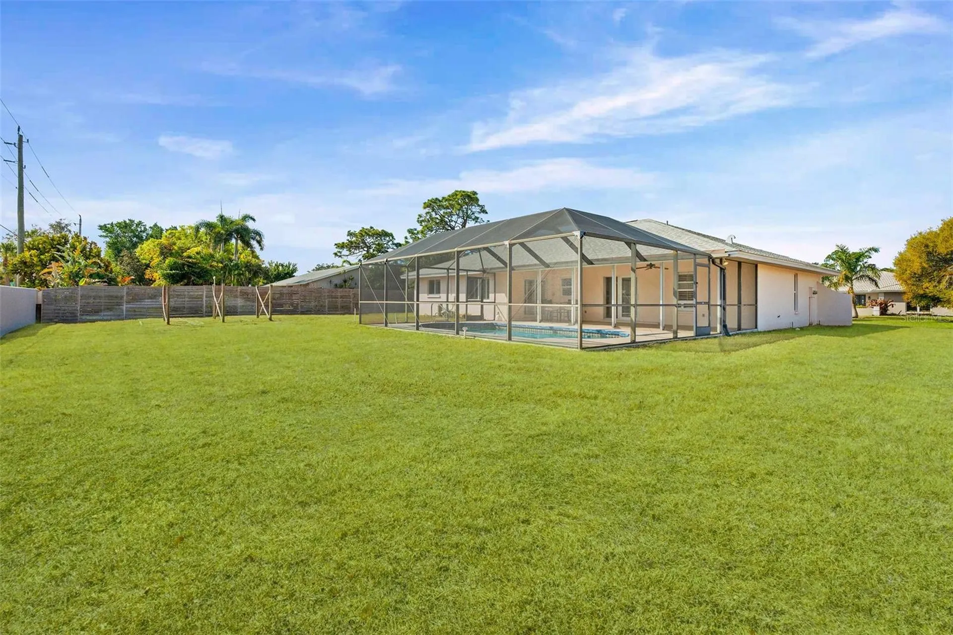 8219 Timber Lake Lane Sarasota FL 34243