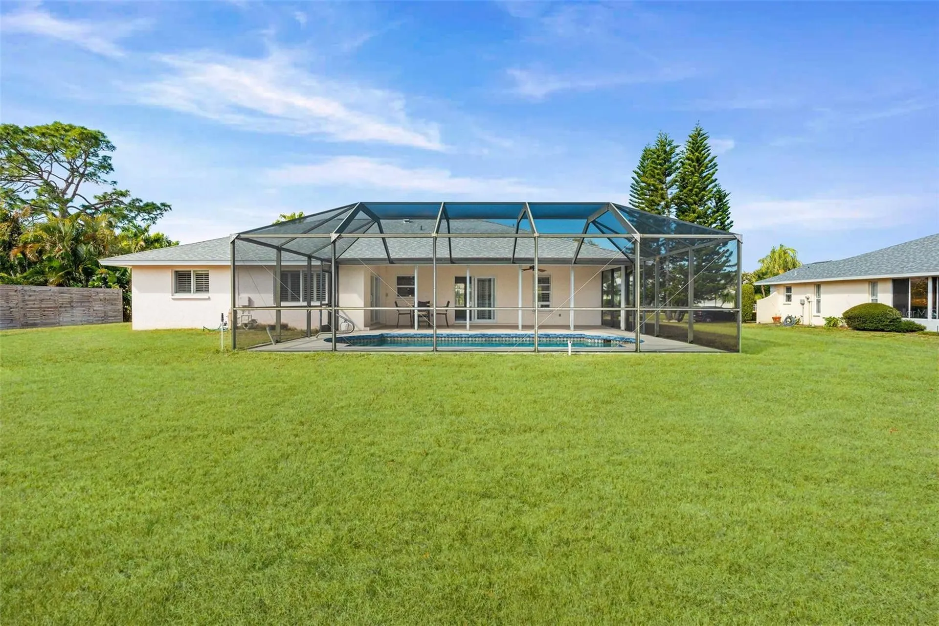 8219 Timber Lake Lane Sarasota FL 34243