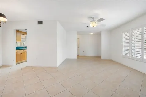 8219 Timber Lake Lane Sarasota FL 34243