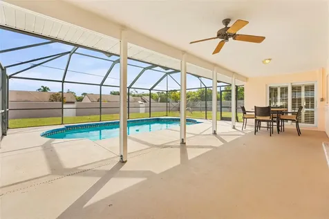 8219 Timber Lake Lane Sarasota FL 34243