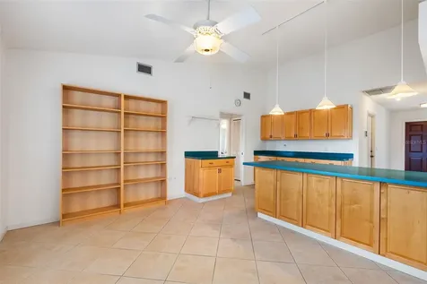 8219 Timber Lake Lane Sarasota FL 34243
