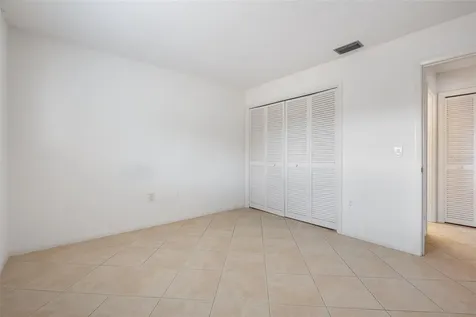 8219 Timber Lake Lane Sarasota FL 34243
