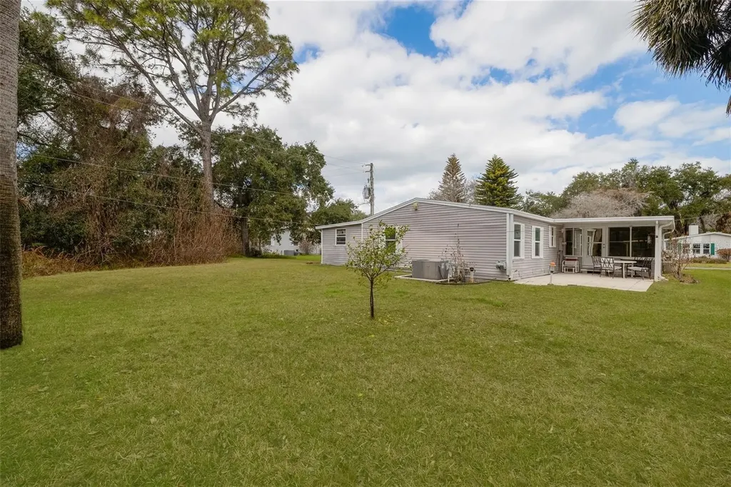 522 Starboard Avenue Edgewater FL 32141