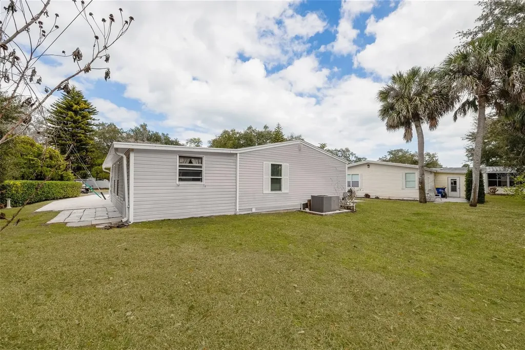 522 Starboard Avenue Edgewater FL 32141