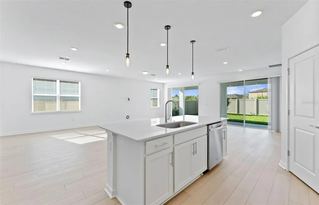 9839 Crescent Moon Drive Riverview FL 33578