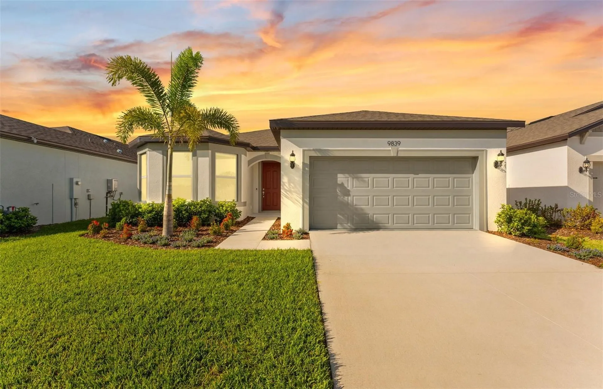 9839 Crescent Moon Drive Riverview FL 33578