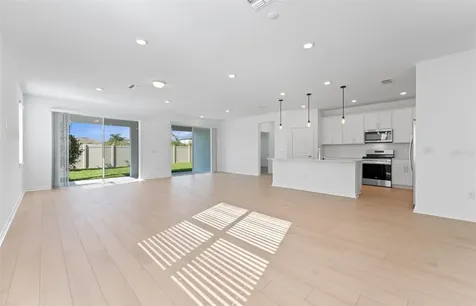 9839 Crescent Moon Drive Riverview FL 33578