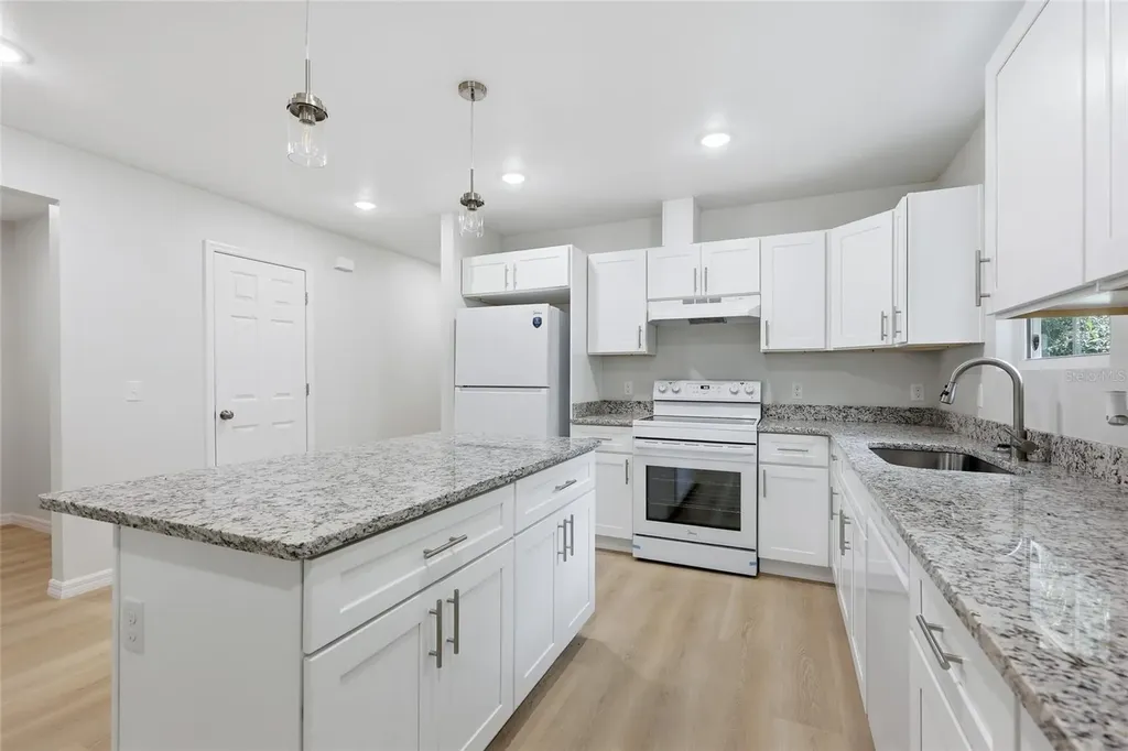 2449 SE 10th Avenue Gainesville FL 32641