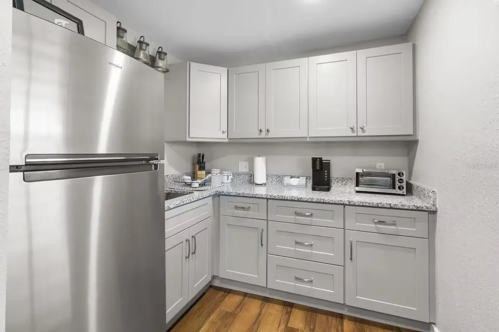 824 Seabreeze Drive Ruskin FL 33570
