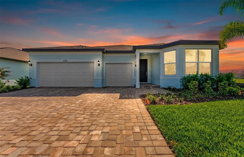 9738 Autumn Ridge Avenue Riverview FL 33578