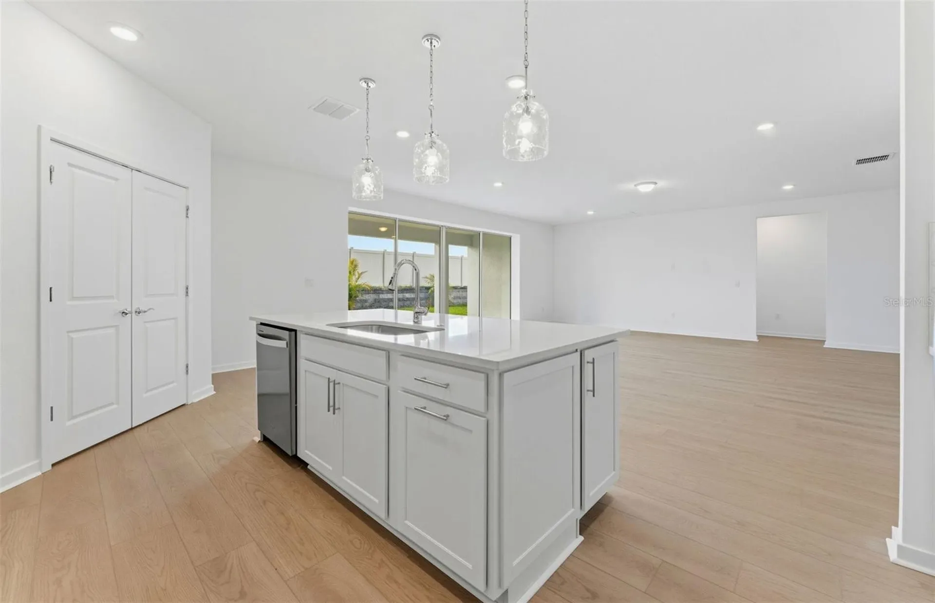 9738 Autumn Ridge Avenue Riverview FL 33578
