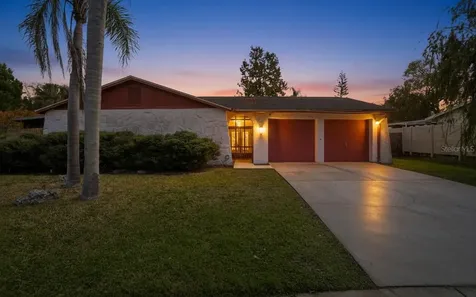 7111 Halifax Court Tampa FL 33615