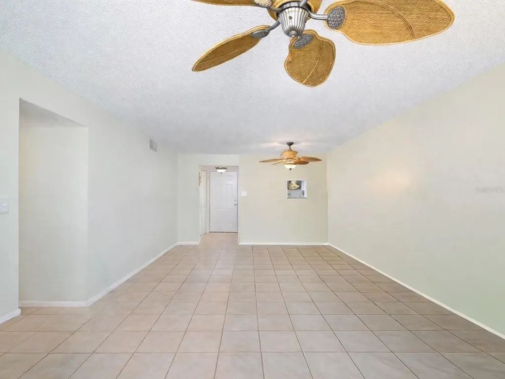 1770 Benjamin Franklin Drive Sarasota FL 34236