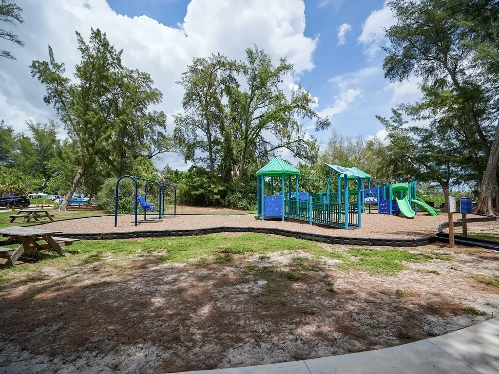1770 Benjamin Franklin Drive Sarasota FL 34236