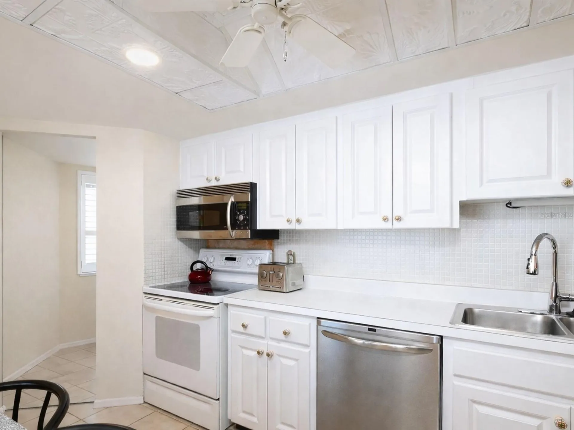 1770 Benjamin Franklin Drive Sarasota FL 34236