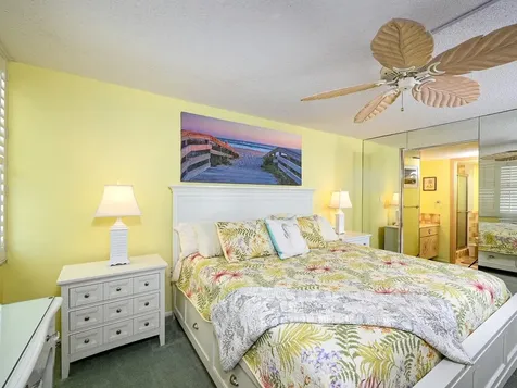 1770 Benjamin Franklin Drive Sarasota FL 34236