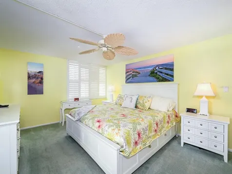 1770 Benjamin Franklin Drive Sarasota FL 34236