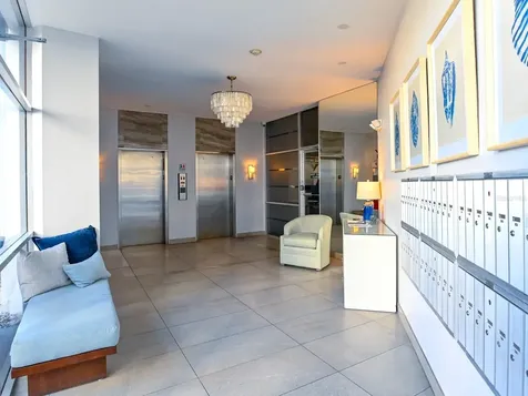 1770 Benjamin Franklin Drive Sarasota FL 34236