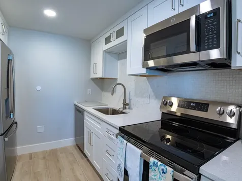 1770 Benjamin Franklin Drive Sarasota FL 34236