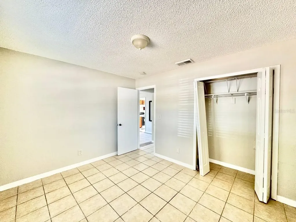 629 Wildwood Way Clearwater FL 33756