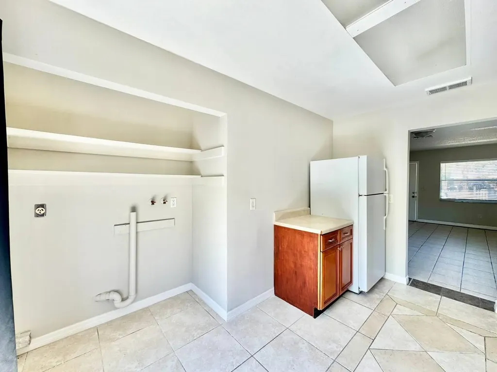 629 Wildwood Way Clearwater FL 33756