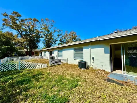 629 Wildwood Way Clearwater FL 33756