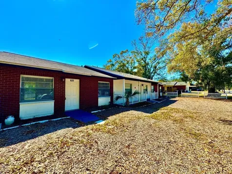 629 Wildwood Way Clearwater FL 33756
