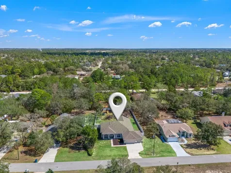 8392 Christopher Lane Weeki Wachee FL 34613