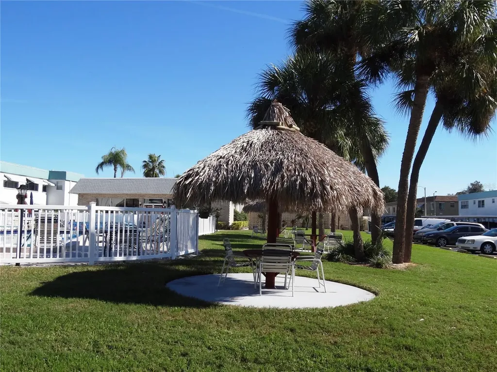 5357 81st Street N St Petersburg FL 33709