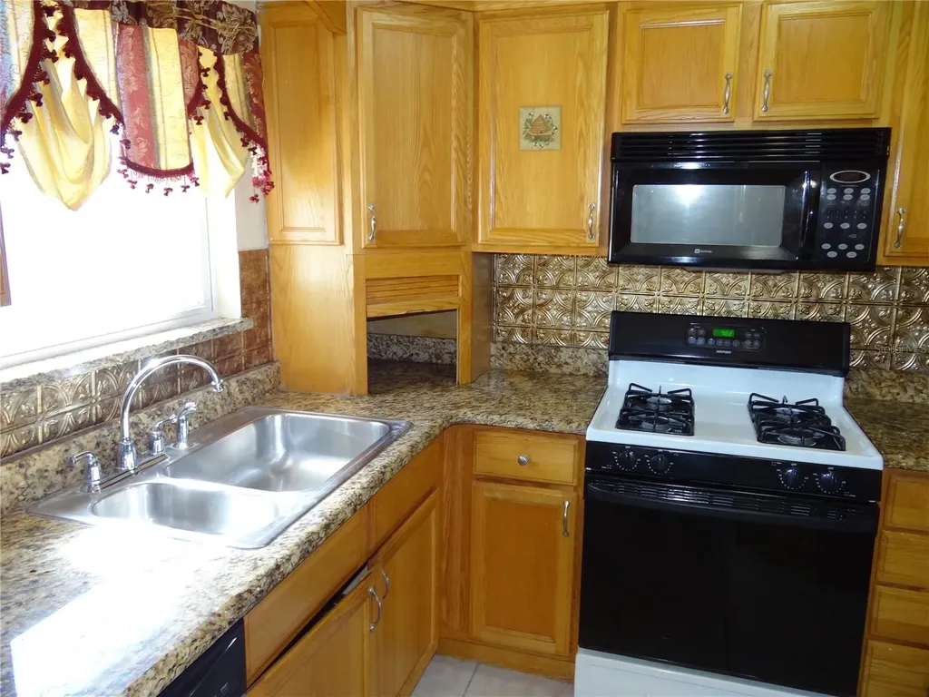5357 81st Street N St Petersburg FL 33709