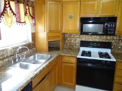 5357 81st Street N St Petersburg FL 33709