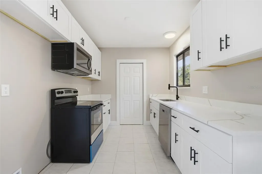 400 Kenova Street Port Charlotte FL 33954