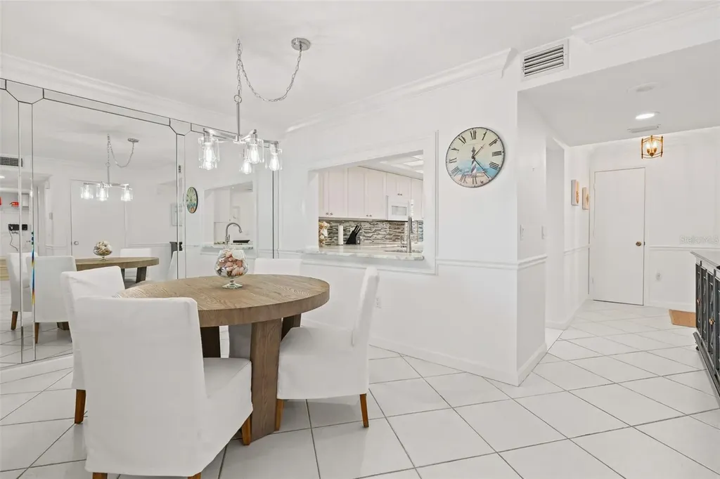 5880 Midnight Pass Road Sarasota FL 34242