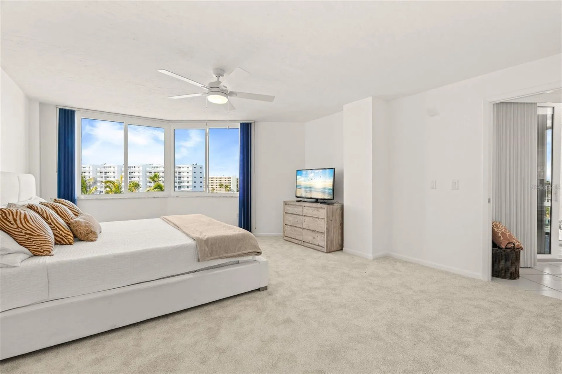 5880 Midnight Pass Road Sarasota FL 34242