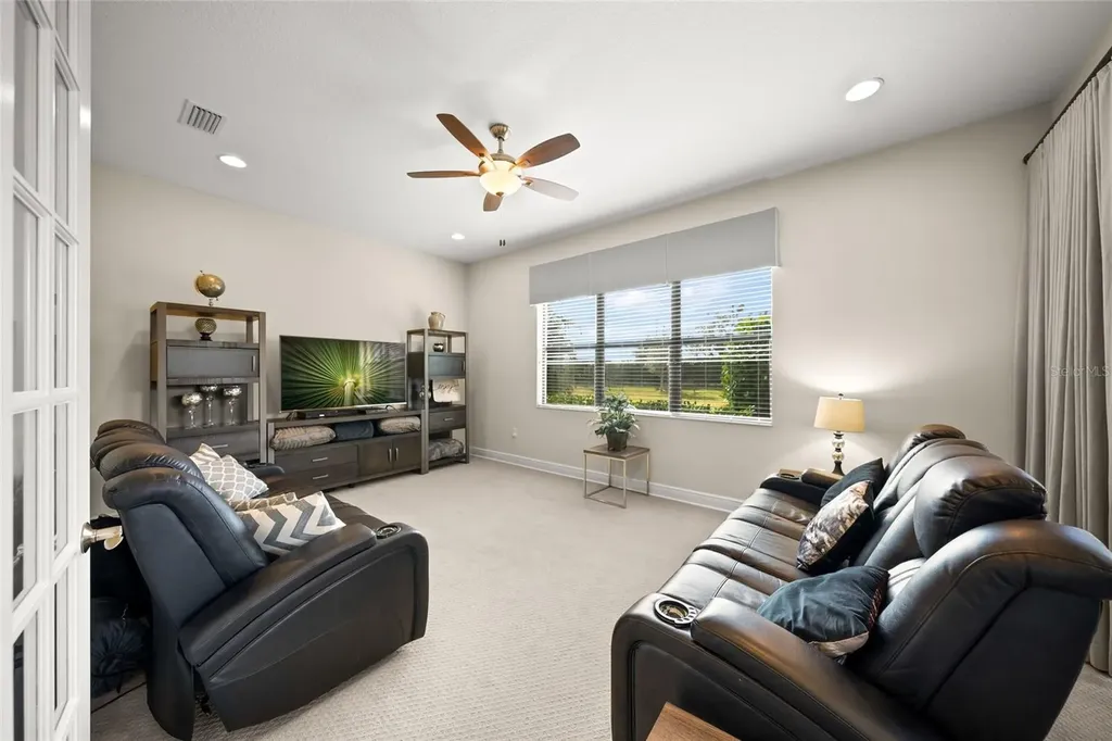 7809 Passionflower Drive Sarasota FL 34241