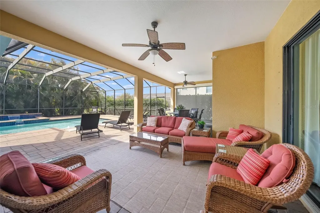 7809 Passionflower Drive Sarasota FL 34241