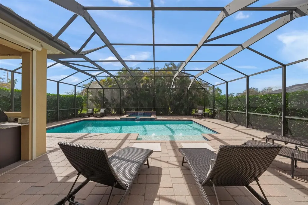 7809 Passionflower Drive Sarasota FL 34241