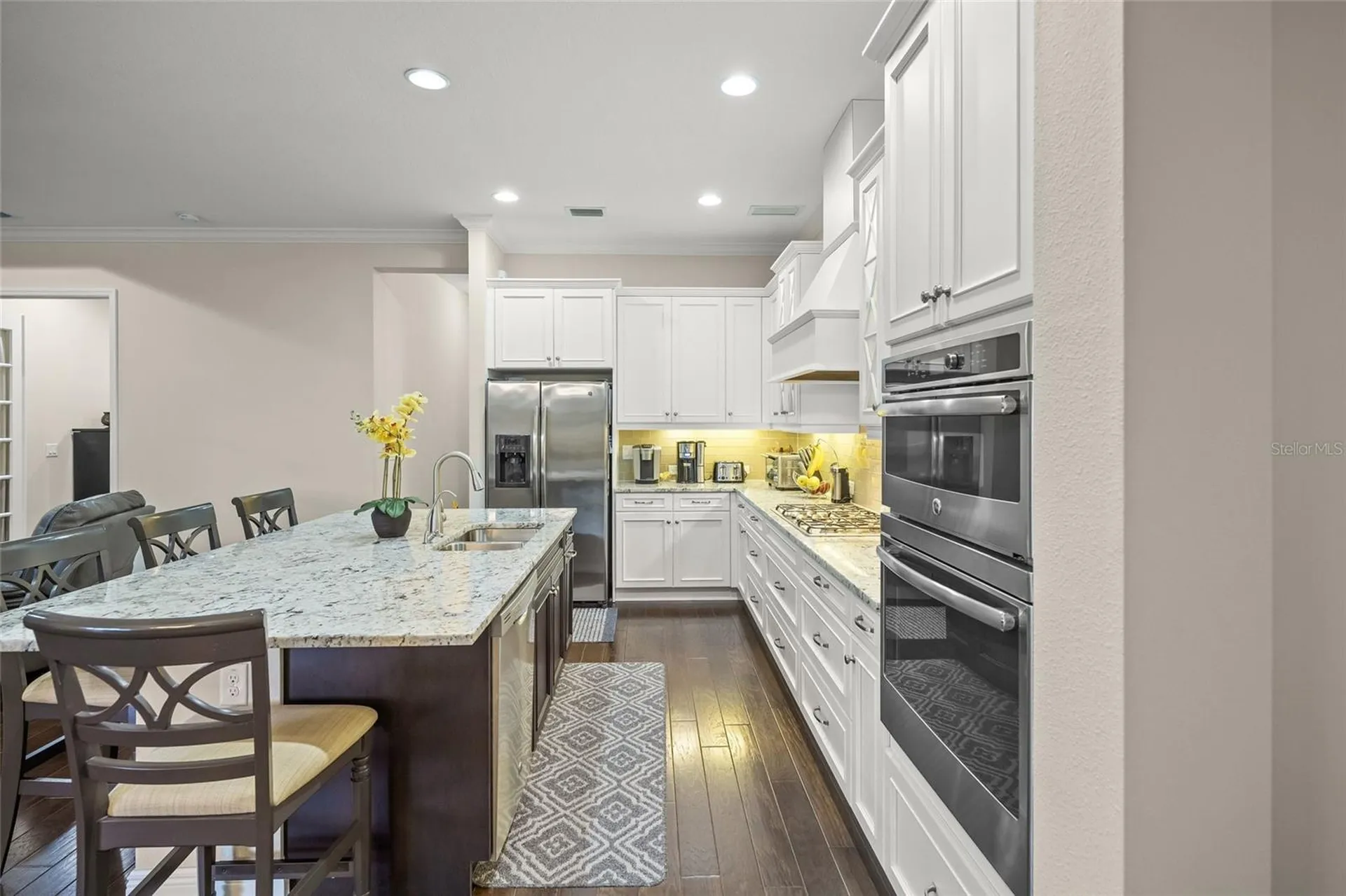 7809 Passionflower Drive Sarasota FL 34241