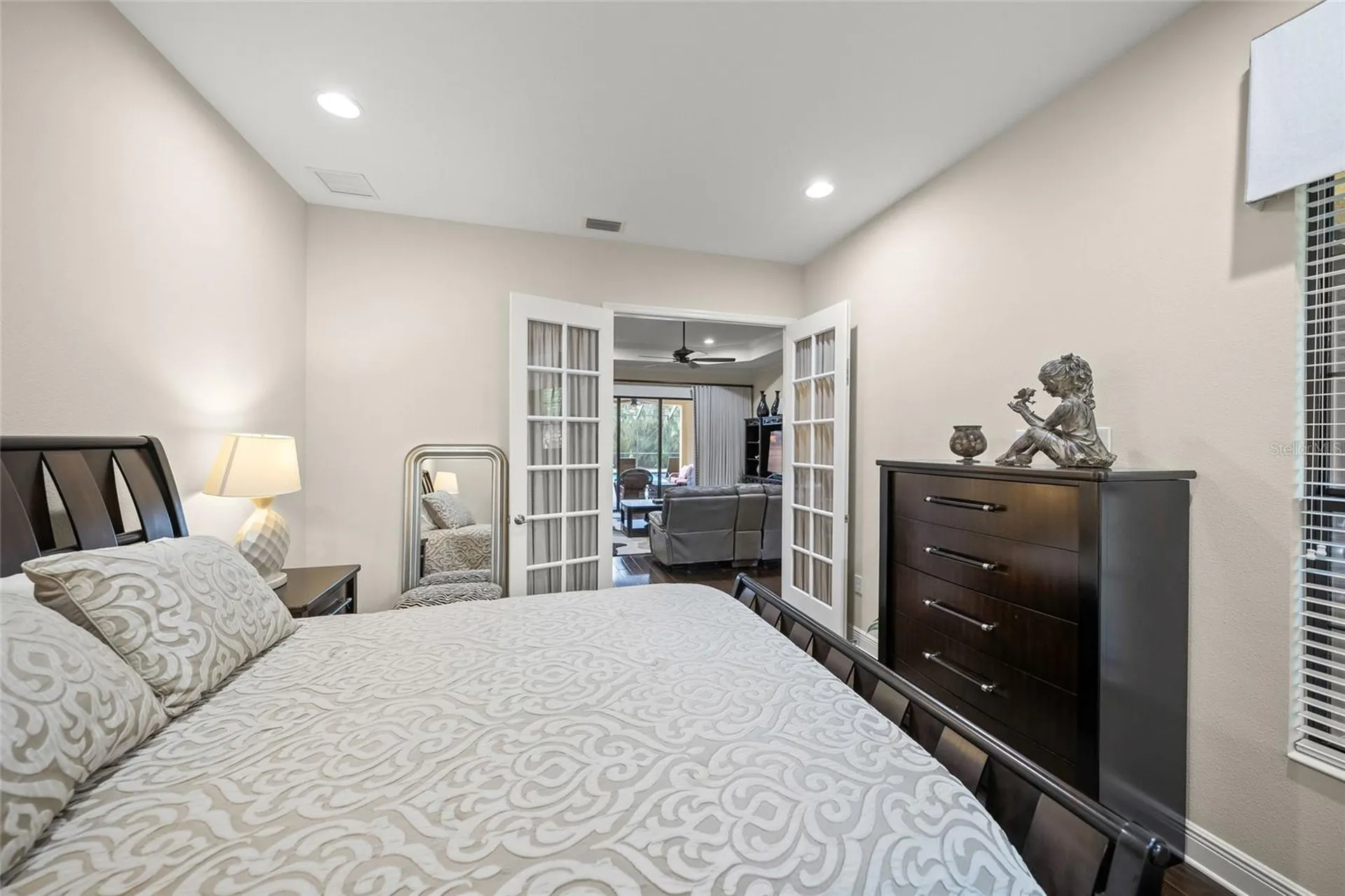 7809 Passionflower Drive Sarasota FL 34241