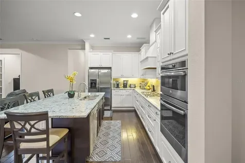 7809 Passionflower Drive Sarasota FL 34241
